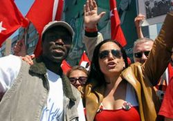 Mitingde "Paşa Çok Yaşa" sloganı