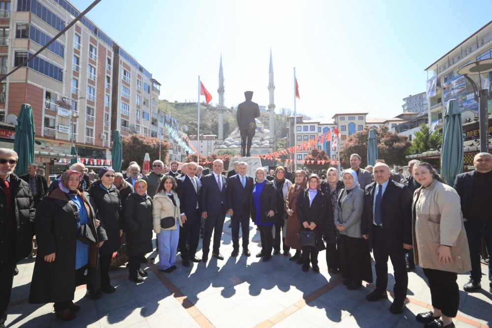 Bakan Bak'tan Kılıç'ın projelerine tam destek 30