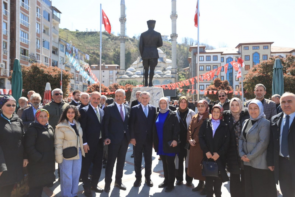 Bakan Bak'tan Kılıç'ın projelerine tam destek 32