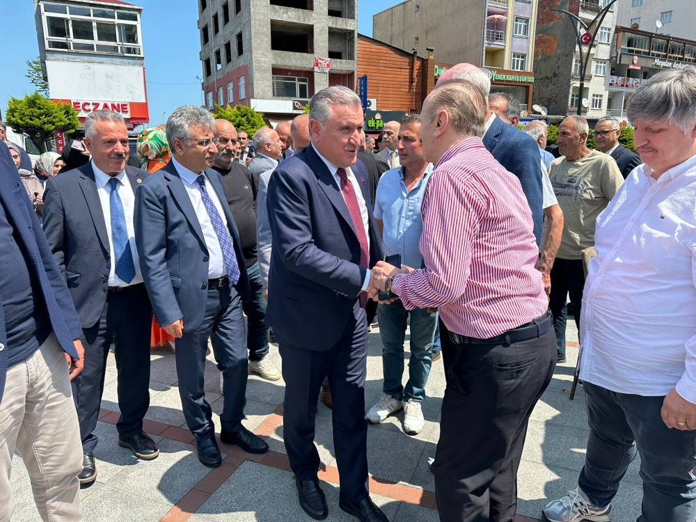 Pazar'daki bayramlaşmada projeler tartışıldı 11