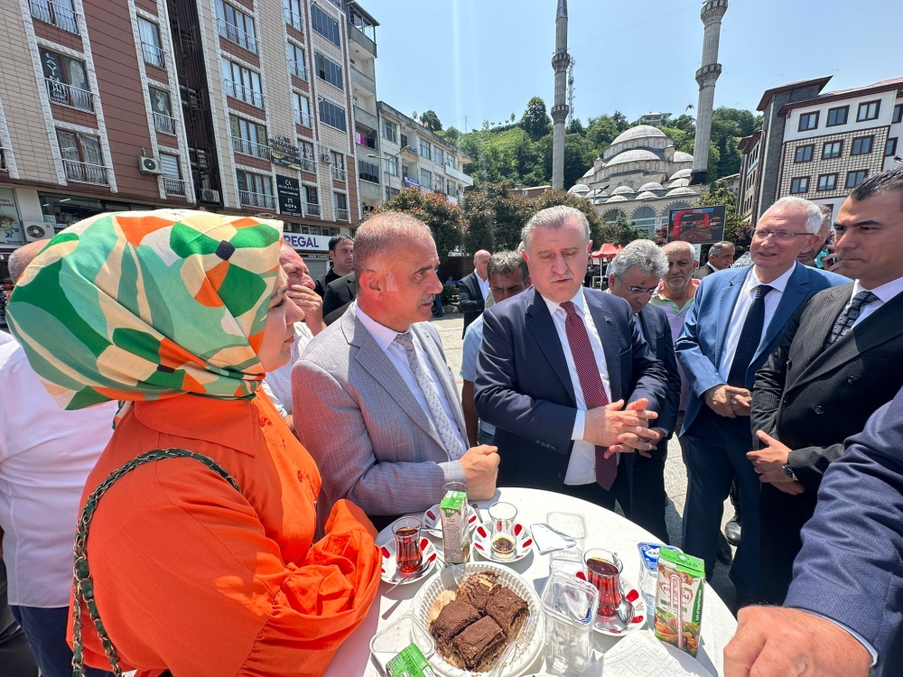 Pazar'daki bayramlaşmada projeler tartışıldı 17