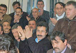 400 işçi daha Öz Gıda İş'e katıldı