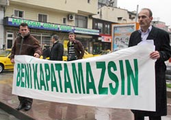 Samsun'da tek kişilik protesto!