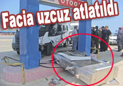 Pazarda ilginç kaza ucuz atlatıldı