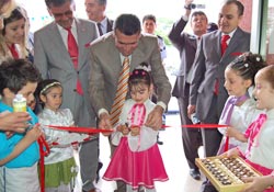 Pazar'da, okul öncesi şenliği