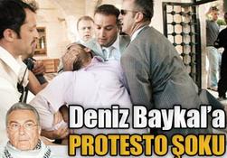 Baykal'ı protesto eden edene