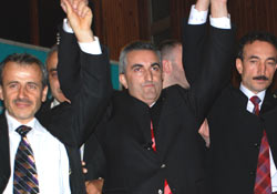 Pazar AK Parti'ye yeni başkan