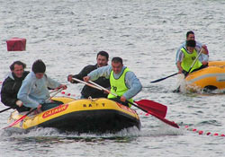 Rize'de, denizde rafting yapıldı