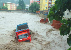 Rize'de şiddetli yağış uyarısı