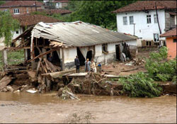 Ani sel, taşkın ve heyelan uyarısı