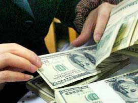 Oluk oluk gelen Dolar'ın sırrı ne?