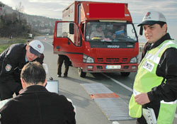 Rize'de sürücülere ceza yağdı