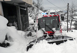 Paletli kar ambulansı hayat kurtardı