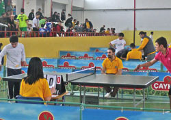 Çayeli'nde masa tenisi turnuvası