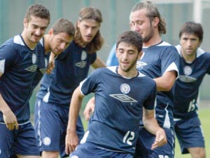 Rizespor'a takviye şart oldu