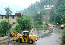 Rize Valiliği'nden yine sel uyarısı