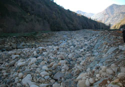 Rize'de sıcak hava HES'leri vurdu!