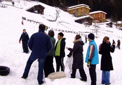 Ayder'de çığ düştü, yol kapandı