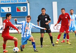 Pazar, Beylerbeyi'ni devirdi:1-0