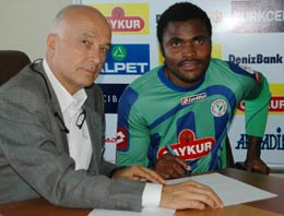 Rizespor Clement'i gönderdi