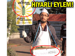 KTÜ'de 'diplomalı hıyarcı' eylemi dikkat çekti!