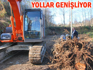 Pazar’da yol genişletme çalışmaları sürüyor