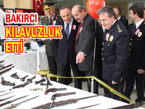 RİZE'DE ANTİKA SİLAHLAR İLGİ GÖRDÜ