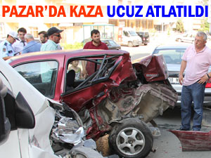 Pazar'da zincirleme kaza ucuz atlatıldı