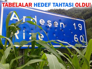 Trafik levhaları magandaların hedefi oldu!