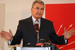 Deniz Baykal'a inceleme şoku