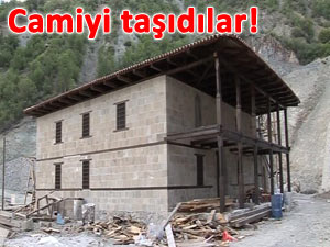 TARİHİ CAMİ SULAR ALTINA BIRAKILMADI