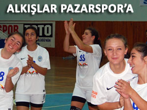 PAZARSPOR HENTBOLDA 5'TE 5 YAPTI