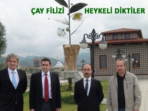 ÇAMLIHEMŞİN YOLU GİRİŞİNE ÇAY HEYKELİ