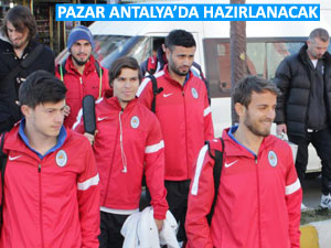 Pazarspor hazırlıklara Antalya'da devam edecek