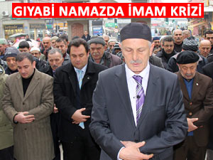 RİZE'DE MHP'NİN NAMAZINDA İMAM KRİZİ!