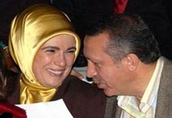 Tayyip yahudi mi, şeriatçı mı?