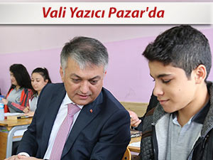 VALİ YAZICI PAZAR'DA ÖĞRENCİLERLE KİTAP OKUDU