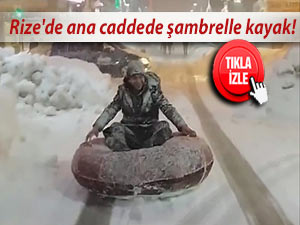 RİZE'DE ANA CADDEDE ŞAMBRELLE KAYAK!