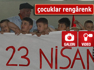 23 Nisan'da çocuklar rengârenk