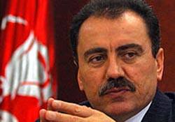 Yazıcıoğlu: Baykal, sen belamısın?