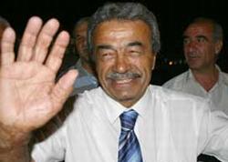 Kamer Genç, Baykal'ın yerine talip