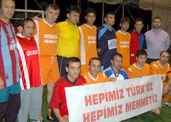 Terörü, maç yaparak kınadılar