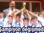 Danone şampiyonu yine Pazar