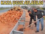 Pazar'da kaza: yola tuğla saçıldı!