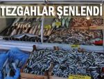 Fırtına dindi, balıkçı tezgahları şenlendi