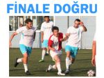 Futbol Turnuvasında Finale Doğru