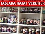 Çakıl taşlarına bebek figürleri çizip satıyorlar