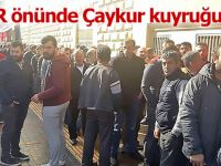 İŞKUR önünde Çaykur kuyruğu