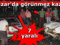 PAZAR'DA GÖRÜNMEZ KAZA: 7 YARALI