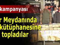 Pazar Meydanında okul kütüphanesine kitap topladılar